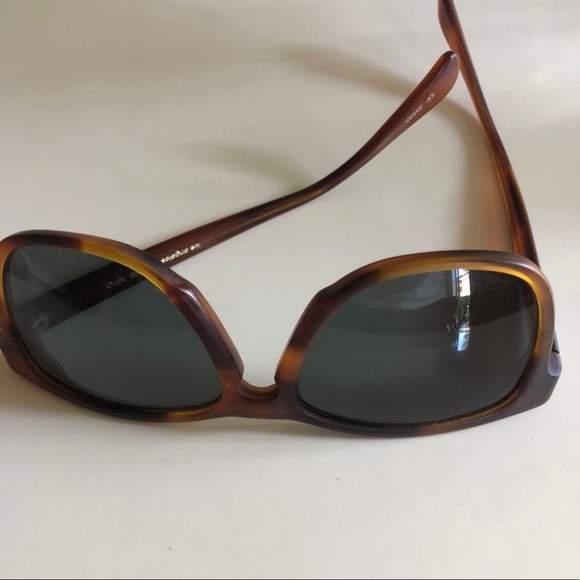 Benjamin Eyewear Designed in Los Angeles Made in Japan - Picture 4 of 5